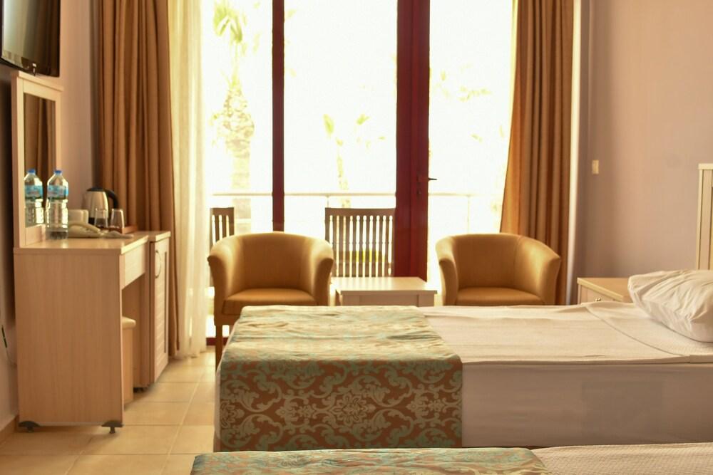 Gumuldur Resort Hotel & Spa Екстер'єр фото